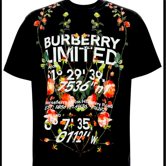 Size small burberry short fits medium tho - Picture 1 of 1